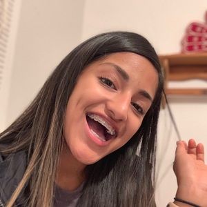 Meet your Posher, Alondra